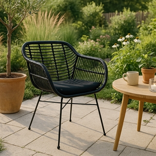 Nordstjerne fletstol | Sort polyrattan m. hynde